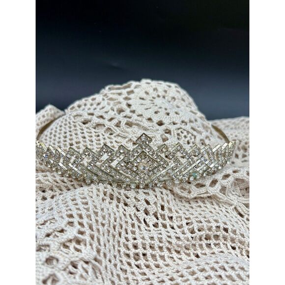 Vintage Rhinestone Wedding Tiara Crown Bride Crystal - Picture 4 of 8